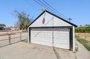 2562 Taft St, Sacramento, CA 95815 - Photo 29