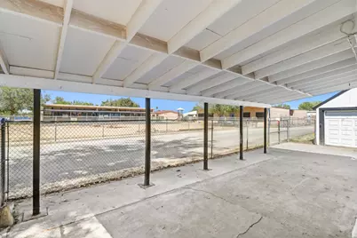 2562 Taft Street, Sacramento, CA 95815 - Photo 39
