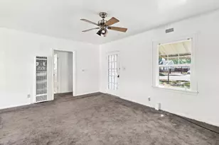 2562 Taft St, Sacramento, CA 95815 - Photo 7