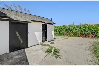 2562 Taft Street, Sacramento, CA 95815 - Photo 37