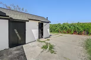 2562 Taft St, Sacramento, CA 95815 - Photo 37