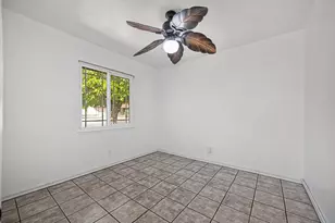 7023 Larchmont Dr, North Highlands, CA 95660 - Photo 21
