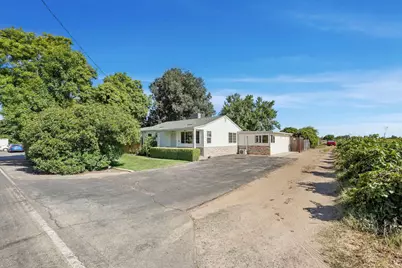 4921 E Hogan Lane, Lodi, CA 95240 - Photo 1
