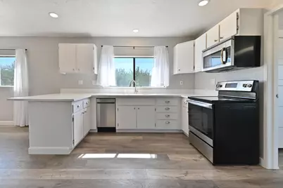 17569 Campbell Avenue, Escalon, CA 95320 - Photo 15