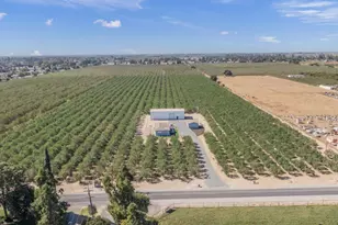 17569 Campbell Ave, Escalon, CA 95320 - Photo 45