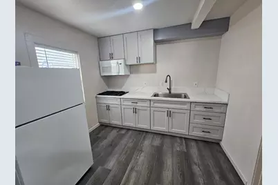 633 B Street, Yuba City, CA 95991 - Photo 5