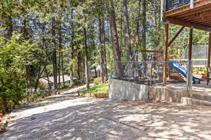15798 Names Dr, Grass Valley, CA 95949 - Photo 9