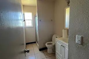 1361 Longshore Ct, Sacramento, CA 95838 - Photo 19