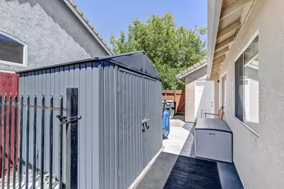 8119 Greenock Way, Antelope, CA 95843 - Photo 51