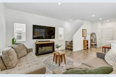 5072 Molino Circle, Roseville, CA 95747 - Photo 5