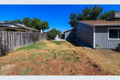 712 Walnut Avenue, Patterson, CA 95363 - Photo 39