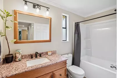 9105 Jonell Court, Elk Grove, CA 95624 - Photo 15