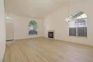 5451 Governor Cir, Stockton, CA 95210 - Photo 5