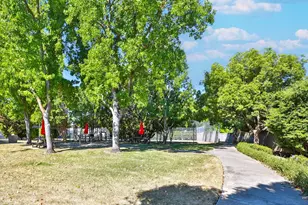 7598 Sunmore Ln, Sacramento, CA 95828 - Photo 31