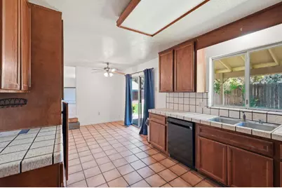 210 Laurel Court, Ripon, CA 95366 - Photo 7