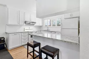 2017 Alta Loma St, Davis, CA 95618 - Photo 5