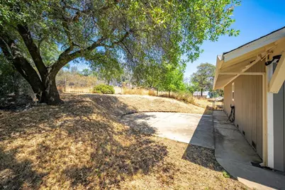 10420 Sabiniana Road, Browns Valley, CA 95918 - Photo 37