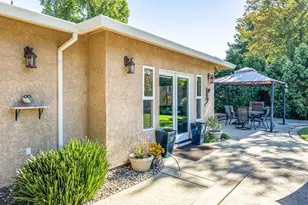 5220 Glancy Dr, Carmichael, CA 95608 - Photo 27