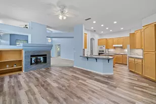8583 Almond Bluff Ct, Orangevale, CA 95662 - Photo 13