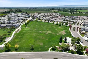 2095 Macedo St, Manteca, CA 95337 - Photo 43