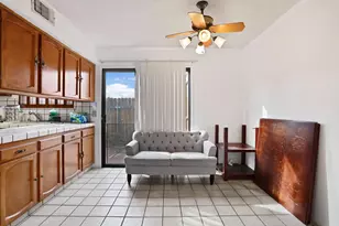 1077 Rivara Rd, Stockton, CA 95207 - Photo 9