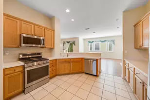 2713 Robinson Creek Ln, Elk Grove, CA 95758 - Photo 15