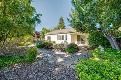 2713 Robinson Creek Lane, Elk Grove, CA 95758 - Photo 31