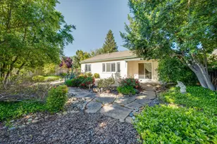 2713 Robinson Creek Ln, Elk Grove, CA 95758 - Photo 31