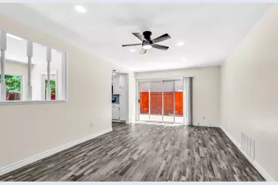 9081 Meadowdale Way, Elk Grove, CA 95624 - Photo 31