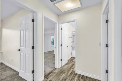 9081 Meadowdale Way, Elk Grove, CA 95624 - Photo 17