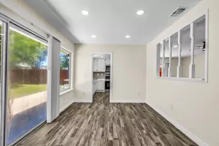 9081 Meadowdale Way, Elk Grove, CA 95624 - Photo 7