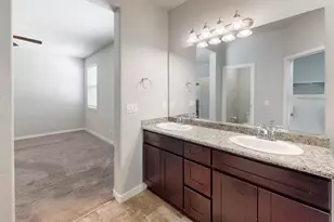 2065 River Wood Dr, Linda, CA 95901 - Photo 29