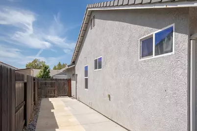 2065 River Wood Drive, Linda, CA 95901 - Photo 37