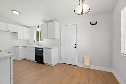 6436 Craighurst Drive, North Highlands, CA 95660 - Photo 11