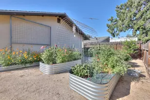 2328 Northridge Dr, Modesto, CA 95350 - Photo 41