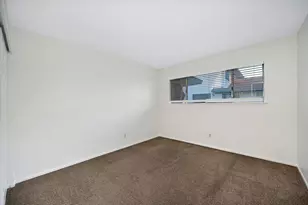 8951 El Mirador Dr, Elk Grove, CA 95624 - Photo 11