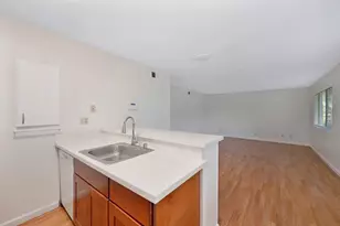 8951 El Mirador Dr, Elk Grove, CA 95624 - Photo 9