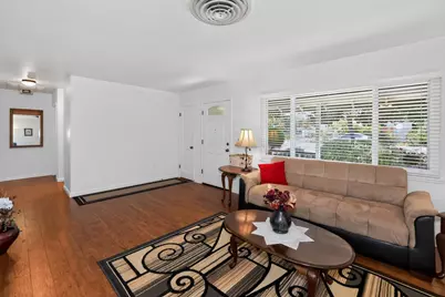 2 W Marshall Avenue, Woodland, CA 95695 - Photo 9