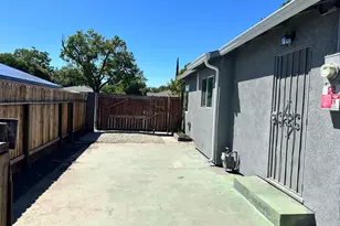 539 E Mendocino Ave, Stockton, CA 95204 - Photo 13