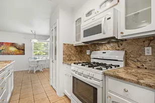9713 Thornton Rd, Stockton, CA 95209 - Photo 11