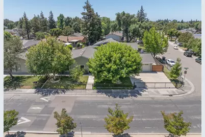 9713 Thornton Road, Stockton, CA 95209 - Photo 43