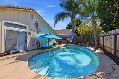 5200 Laguna Crest Way, Elk Grove, CA 95758 - Photo 23