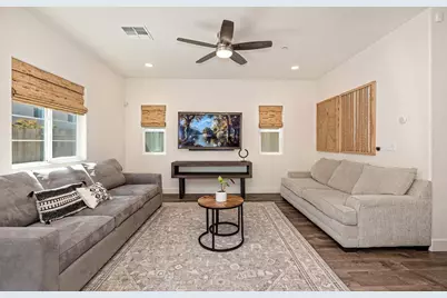 4024 Fairgrove Lane, Roseville, CA 95747 - Photo 17