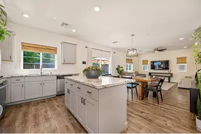4024 Fairgrove Lane, Roseville, CA 95747 - Photo 11