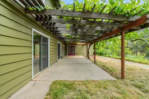 13748 Marin Pl, Grass Valley, CA 95949 - Photo 27