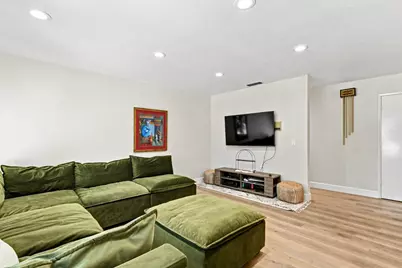 1208 Lantern Court, Sacramento, CA 95864 - Photo 9