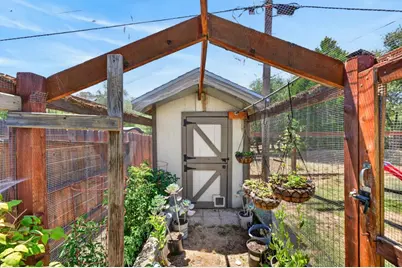 8932 Elm Avenue, Orangevale, CA 95662 - Photo 55