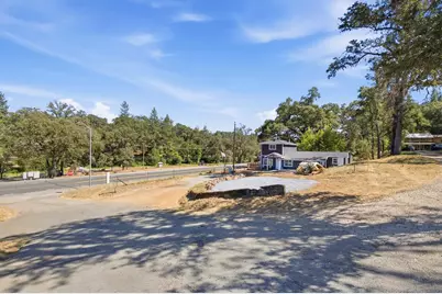 10019 Ladybird Dr, Grass Valley, CA 95949 - Photo 11