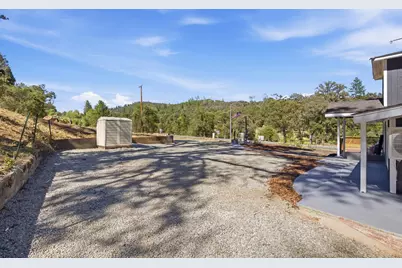 10019 Ladybird Dr, Grass Valley, CA 95949 - Photo 15