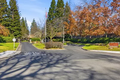 7431 Black Tree Ln, Citrus Heights, CA 95610 - Photo 51